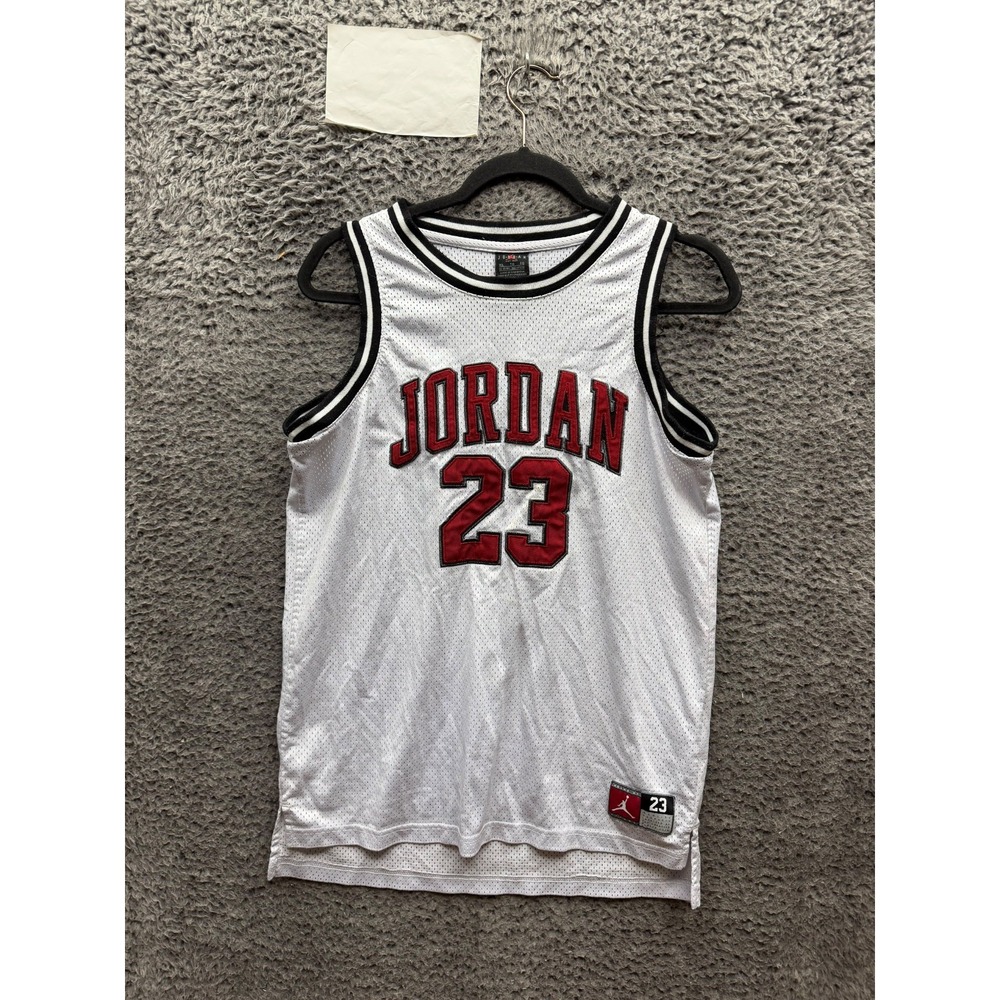Michael Jordan 23 Chicago Bulls NBA Jersey White Youth Size XL 13-15yrs